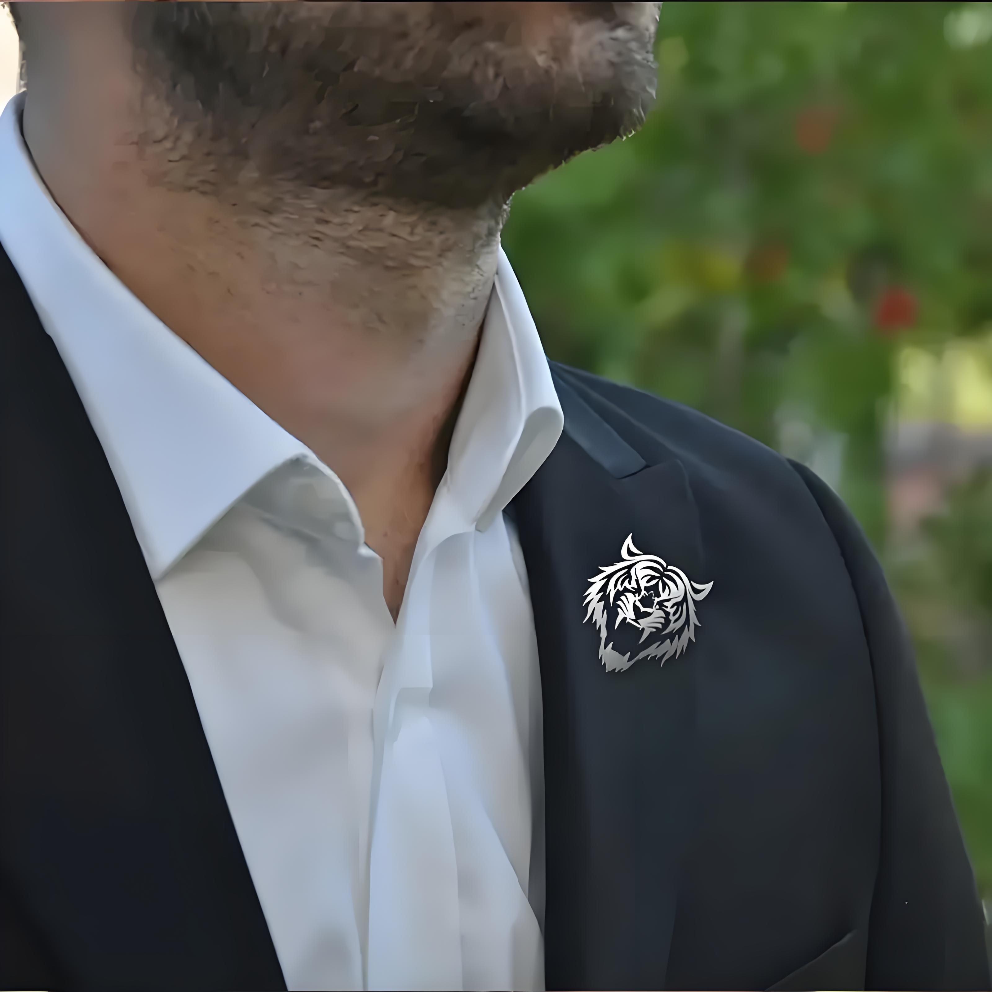 Épingle à revers tête de tigre - Tuxedo Lapel Pin avis et prix